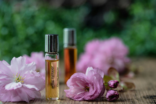 Best Long-Lasting Perfume Oil: Natural Scents That Stay All Day